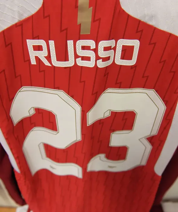 Framed Print : Alessia Russo Readies for Arsenal's UEFA Champions League Battle against Linkopings FC (September 2023)