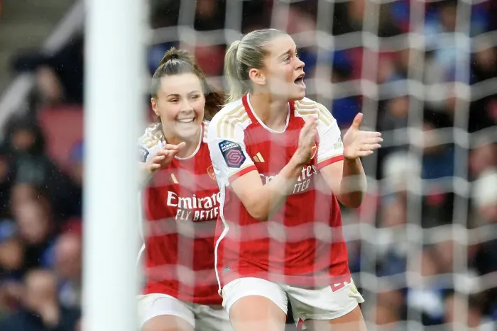 Framed Print : Alessia Russo's Hat-trick: Arsenal Women Secure Super League Victory over Chelsea Framed Print : Alessia Russo's Hat-trick: Arsenal Women Secure Super League Victory over Chelsea