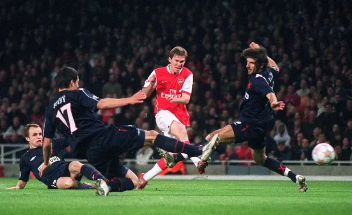 Framed Print : Alex Helb scores Arsenals 4th, past Matej Krajcik and Marek Suchy (Slavia) Framed Print : Alex Helb scores Arsenals 4th, past Matej Krajcik and Marek Suchy (Slavia)