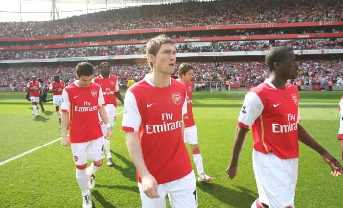Framed Print : Alex Hleb in Action: Arsenal's 2-1 Victory over Bolton Wanderers, FA Premiership, Emirates Stadium, London, April 14, 2007 Framed Print : Alex Hleb in Action: Arsenal's 2-1 Victory over Bolton Wanderers, FA Premiership, Emirates Stadium, London, April 14, 2007
