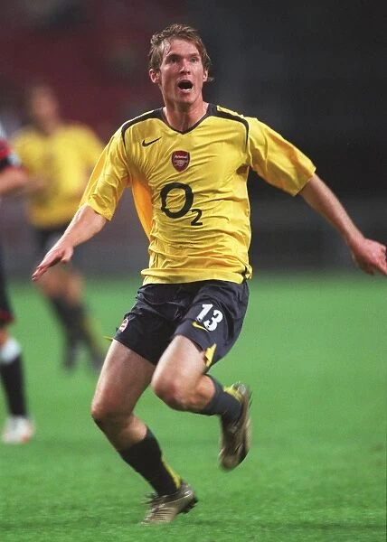 Alex Hleb in Action: Arsenal's Win over Ajax, Amsterdam Tournament 2005