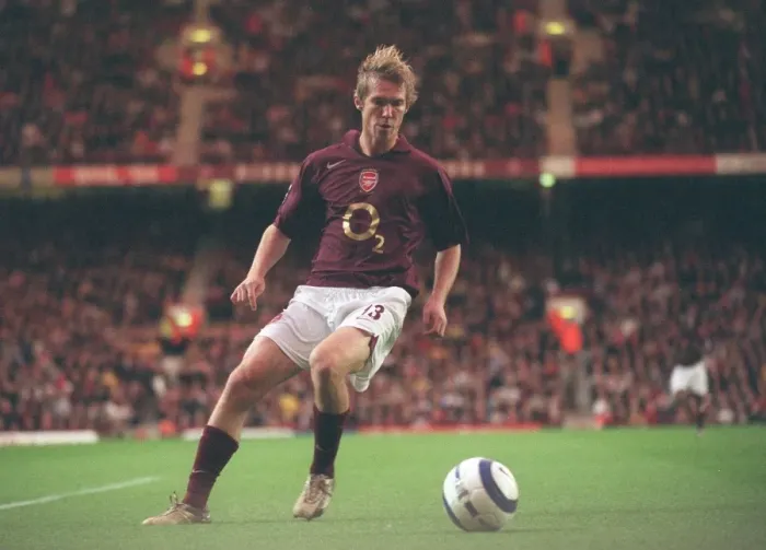Framed Print : Alex Hleb (Arsenal). Arsenal 4: 1 Fulham. FA Premier League