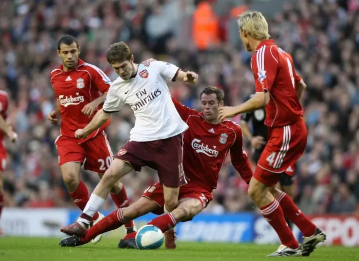 Framed Print : Alex Hleb (Arsenal) Jamie Carragher and Sami Hyypia (Liverpool) Framed Print : Alex Hleb (Arsenal) Jamie Carragher and Sami Hyypia (Liverpool)