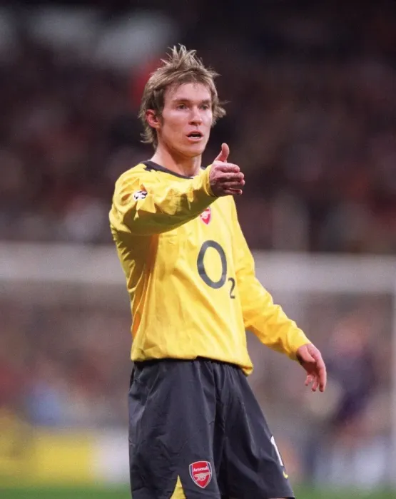 Framed Print : Alex Hleb (Arsenal). Real Madrid 0: 1 Arsenal. UEFA Champions League