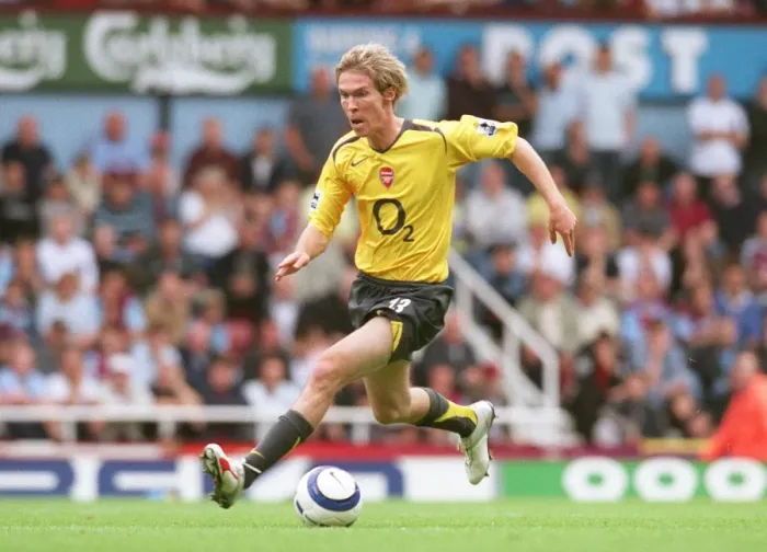 Framed Print : Alex Hleb (Arsenal). West Ham United 0: 0 Arsenal Framed Print : Alex Hleb (Arsenal). West Ham United 0: 0 Arsenal
