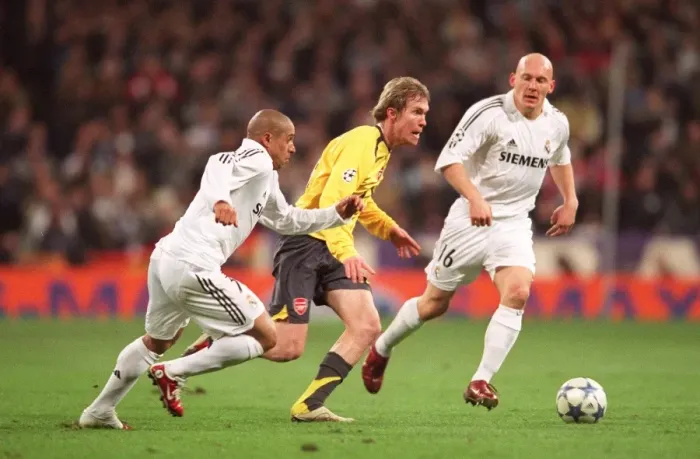 Framed Print : Alex Hleb Stuns Real Madrid: Arsenal's Historic 1-0 Win Over Real Madrid in the Champions League Framed Print : Alex Hleb Stuns Real Madrid: Arsenal's Historic 1-0 Win Over Real Madrid in the Champions League