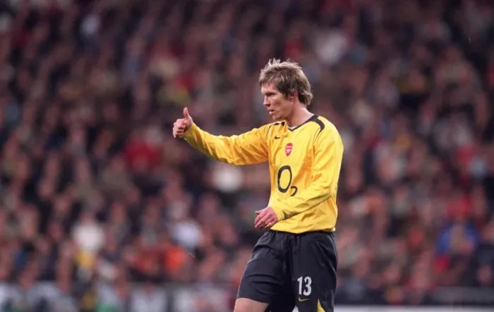 Framed Print : Alex Hleb's Stunner: Arsenal's Historic Win at Real Madrid in the Champions League
