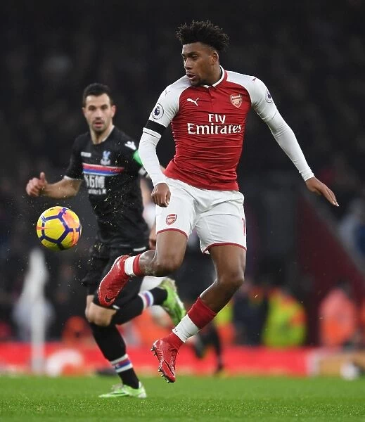 Alex Iwobi in Action: Arsenal vs Crystal Palace, Premier League 2017-18