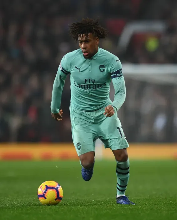 Framed Print : Alex Iwobi in Action: Arsenal vs. Manchester United, Premier League 2018-19 Framed Print : Alex Iwobi in Action: Arsenal vs. Manchester United, Premier League 2018-19