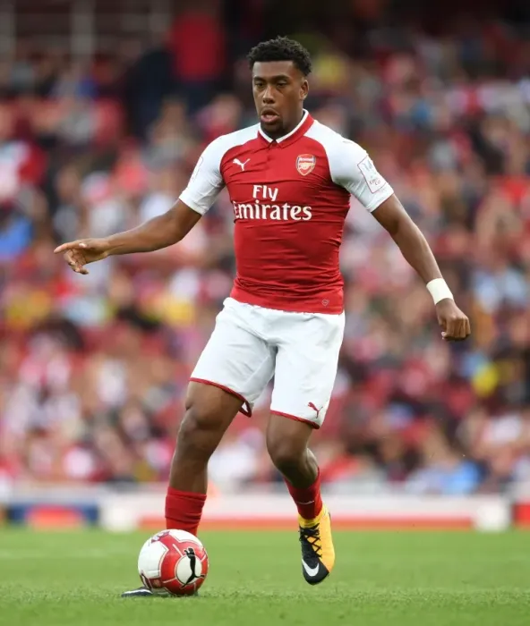 Framed Print : Alex Iwobi in Action: Arsenal vs Sevilla FC - Emirates Cup 2017-18 Framed Print : Alex Iwobi in Action: Arsenal vs Sevilla FC - Emirates Cup 2017-18