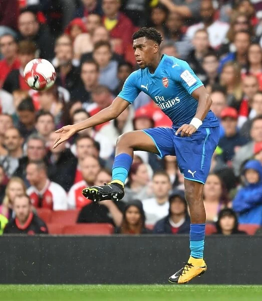 Alex Iwobi in Action: Arsenal vs SL Benfica, Emirates Cup 2017-18