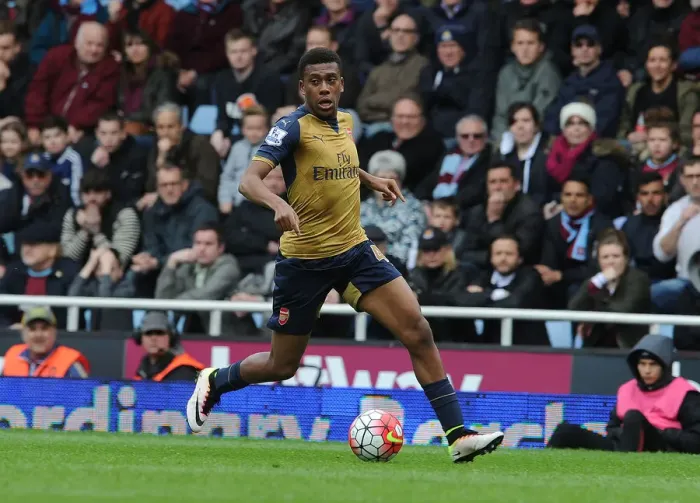 Framed Print : Alex Iwobi in Action: Arsenal vs. West Ham United, Premier League 2015-16 Framed Print : Alex Iwobi in Action: Arsenal vs. West Ham United, Premier League 2015-16
