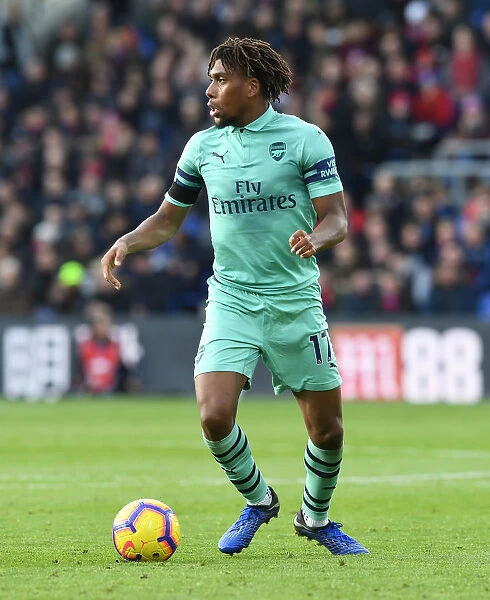 Alex Iwobi in Action: Crystal Palace vs Arsenal, Premier League 2018-19