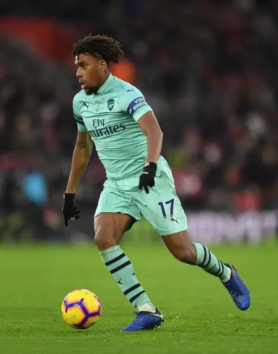 Framed Print : Alex Iwobi in Action: Southampton vs Arsenal, Premier League 2018-19