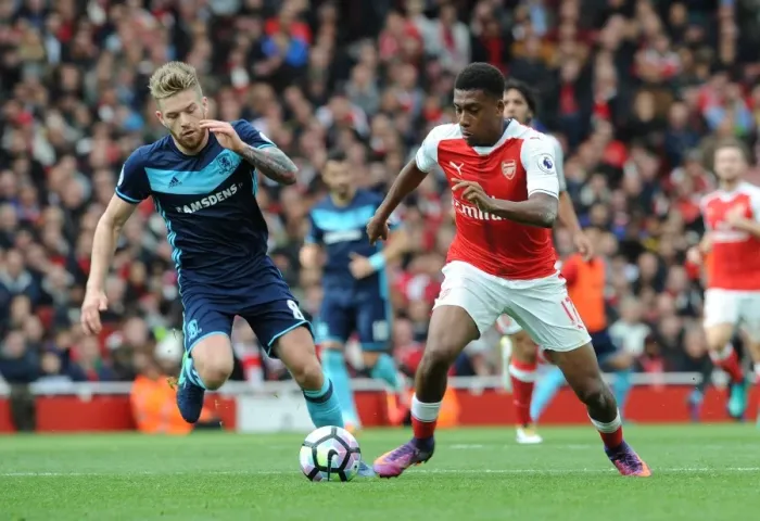 Framed Print : Alex Iwobi (Arsenal) Adam Clayton (Middlesbrough) Framed Print : Alex Iwobi (Arsenal) Adam Clayton (Middlesbrough)