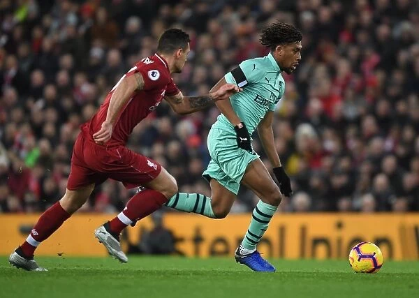 Alex Iwobi Outsmarts Dejan Lovren: A Crucial Moment in the Intense Premier League Battle Between Liverpool and Arsenal (December 2018)