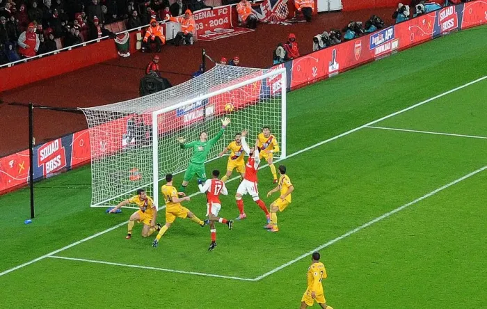 Framed Print : Alex Iwobi Scores Arsenal's Second Goal Against Crystal Palace, Premier League 2016-17