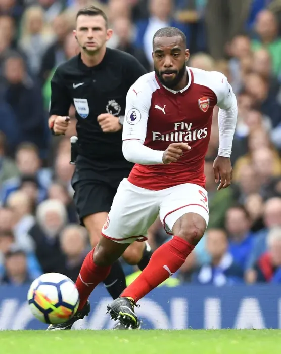 Framed Print : Alex Lacazette in Action: Chelsea vs. Arsenal, Premier League 2017-18