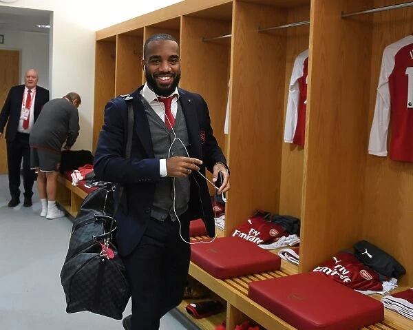 Alex Lacazette in Arsenal Changing Room Before Arsenal vs Huddersfield Town, Premier League 2017-18