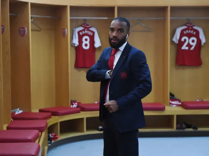 Framed Print : Alex Lacazette in Arsenal Changing Room Before Arsenal vs Swansea City, Premier League 2017-18 Framed Print : Alex Lacazette in Arsenal Changing Room Before Arsenal vs Swansea City, Premier League 2017-18