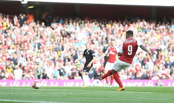 Alex Lacazette Scores for Arsenal against Sevilla in the Emirates Cup 2017-18