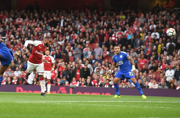 Alex Lacazette Scores First Arsenal Goal of 2017-18 Premier League Season