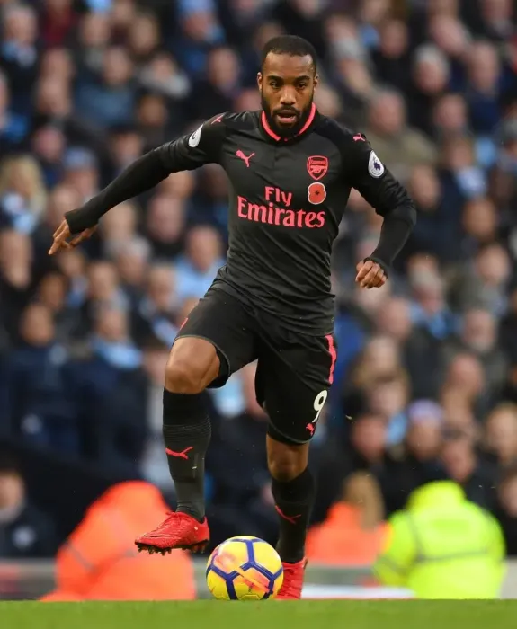 Framed Print : Alex Lacazette vs. Manchester City: Premier League Clash 2017-18 Framed Print : Alex Lacazette vs. Manchester City: Premier League Clash 2017-18