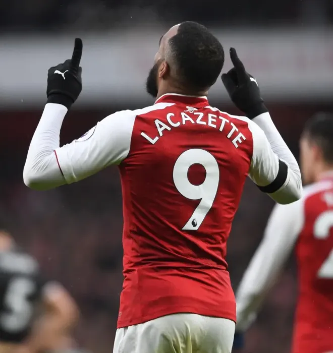 Framed Print : Alex Lacazette's Brace: Arsenal Crush Crystal Palace 4-1 in Premier League Showdown Framed Print : Alex Lacazette's Brace: Arsenal Crush Crystal Palace 4-1 in Premier League Showdown