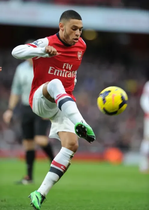 Framed Print : Alex Oxlade-Chamberlain in Action: Arsenal vs Crystal Palace, Premier League 2013-14 Framed Print : Alex Oxlade-Chamberlain in Action: Arsenal vs Crystal Palace, Premier League 2013-14