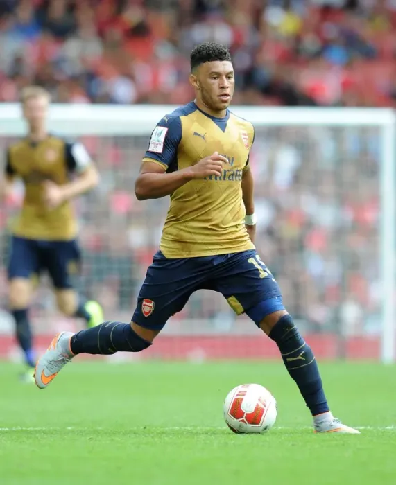 Framed Print : Alex Oxlade-Chamberlain in Action: Arsenal vs Lyonnais, Emirates Cup 2015 / 16 Framed Print : Alex Oxlade-Chamberlain in Action: Arsenal vs Lyonnais, Emirates Cup 2015 / 16