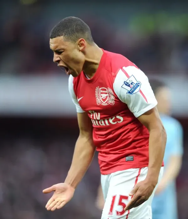 Framed Print : Alex Oxlade-Chamberlain in Action: Arsenal vs Manchester City, Premier League 2011-12 Framed Print : Alex Oxlade-Chamberlain in Action: Arsenal vs Manchester City, Premier League 2011-12