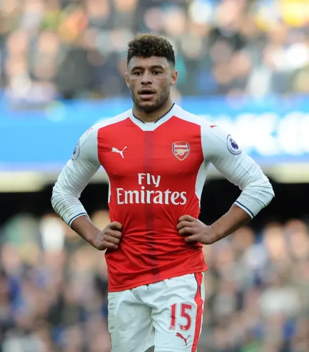 Framed Print : Alex Oxlade-Chamberlain: In Action Against Chelsea - Premier League 2016-17