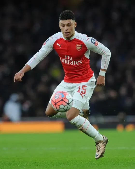 Framed Print : Alex OXlade-Chamberlain (Arsenal). Arsenal 3: 1 Sunderland Framed Print : Alex OXlade-Chamberlain (Arsenal). Arsenal 3: 1 Sunderland