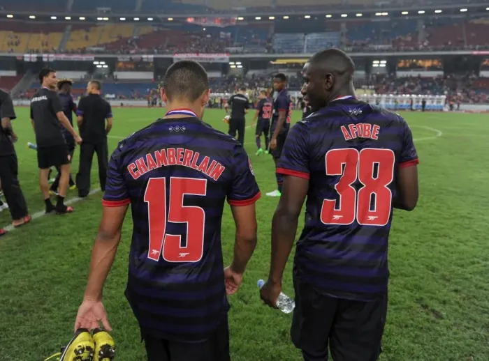 Framed Print : Alex Oxlade-Chamberlain and Benik Afobe (Arsenal). Malaysia 1: 2 Arsenal Framed Print : Alex Oxlade-Chamberlain and Benik Afobe (Arsenal). Malaysia 1: 2 Arsenal