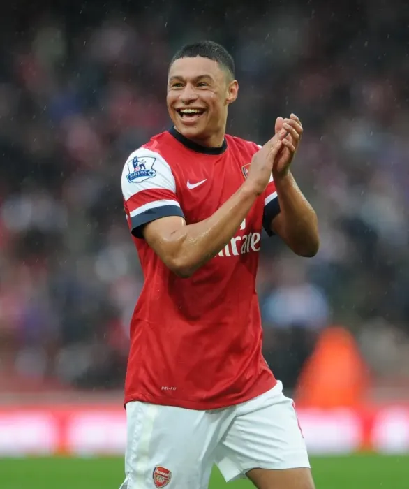 Framed Print : Alex Oxlade-Chamberlain Celebrates Arsenal's Victory: 3-1 Over Norwich City Framed Print : Alex Oxlade-Chamberlain Celebrates Arsenal's Victory: 3-1 Over Norwich City