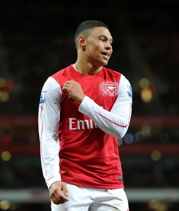 Framed Print : Alex Oxlade-Chamberlain in FA Cup Action: Arsenal vs. Leeds United (2011-2012) Framed Print : Alex Oxlade-Chamberlain in FA Cup Action: Arsenal vs. Leeds United (2011-2012)