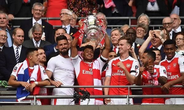 Alex Oxlade-Chamberlain Lifts FA Cup for Arsenal after Arsenal v Chelsea Final