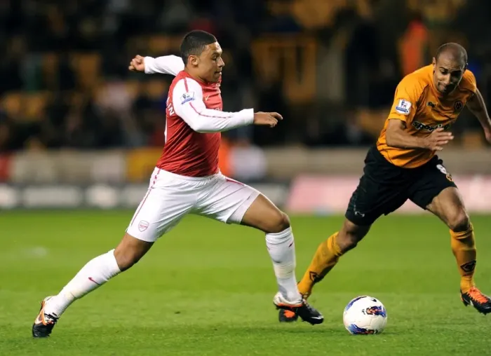 Framed Print : Alex Oxlade-Chamberlain Surges Past Carl Henry: Wolverhampton Wanderers vs. Arsenal, Premier League, 2012 Framed Print : Alex Oxlade-Chamberlain Surges Past Carl Henry: Wolverhampton Wanderers vs. Arsenal, Premier League, 2012