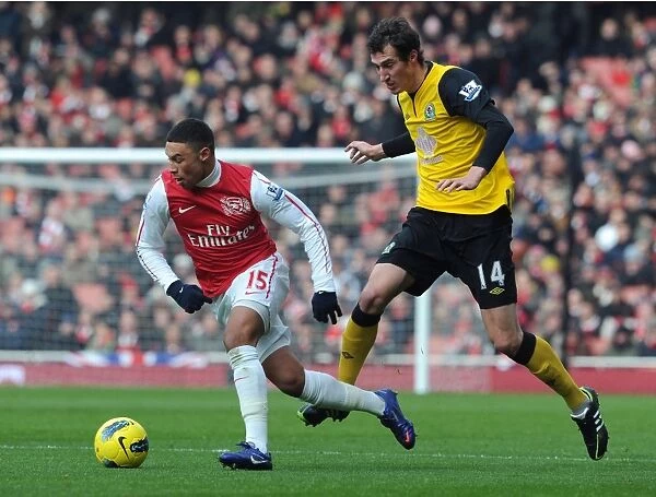 Alex Oxlade-Chamberlain's Lightning Sprint Past Radoslav Petrovic: Arsenal's Young Prodigy Outpaces Blackburn Defender