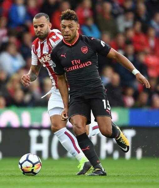 Alex Oxlade-Chamberlain's Slick Moves: Outsmarting Jese in Arsenal's Premier League Victory, 2017-18