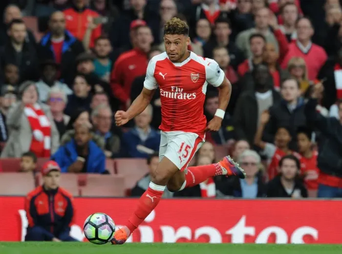 Framed Print : Alex Oxlade-Chamberlain's Standout Performance: Arsenal vs Swansea City (2016-17) Framed Print : Alex Oxlade-Chamberlain's Standout Performance: Arsenal vs Swansea City (2016-17)