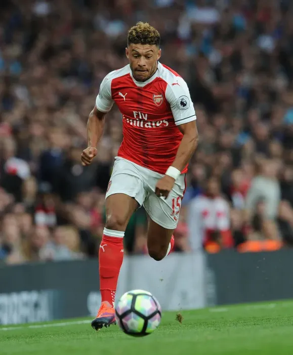 Framed Print : Alex Oxlade-Chamberlain's Standout Performance: Arsenal vs Swansea City (2016-17) Framed Print : Alex Oxlade-Chamberlain's Standout Performance: Arsenal vs Swansea City (2016-17)