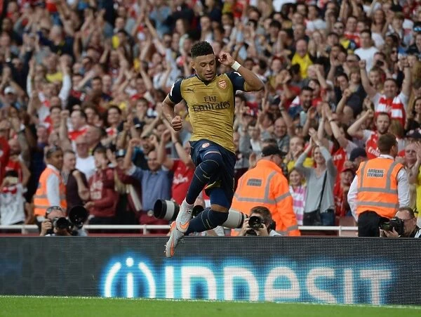 Alex Oxlade-Chamberlain's Thriller: Arsenal's Emirates Cup Goal (2015 / 16)
