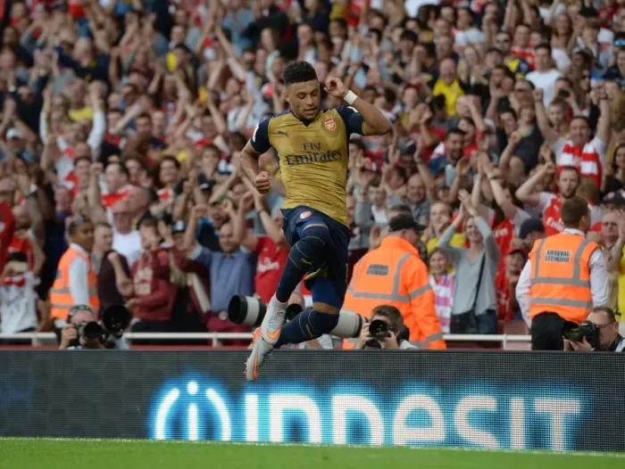 Framed Print : Alex Oxlade-Chamberlain's Thriller: Arsenal's Emirates Cup Goal (2015 / 16) Framed Print : Alex Oxlade-Chamberlain's Thriller: Arsenal's Emirates Cup Goal (2015 / 16)