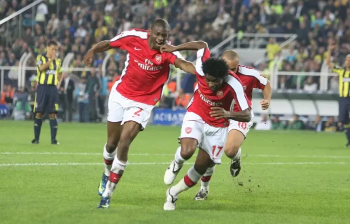 Framed Print : Alex Song and Abou Diaby: Unstoppable Duo - Arsenal's 4-Goal Blitz in UEFA Champions League against Fenerbahce