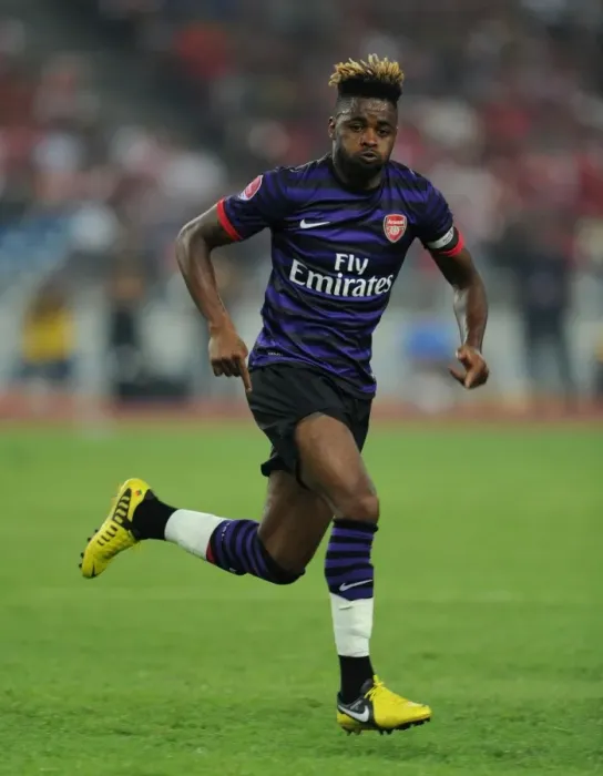 Framed Print : Alex Song: In Action for Arsenal against Malaysia XI, 2012 Framed Print : Alex Song: In Action for Arsenal against Malaysia XI, 2012