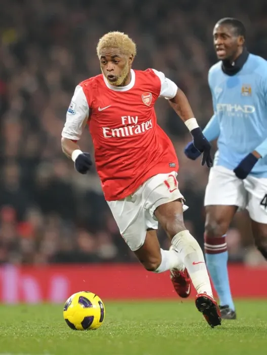 Framed Print : Alex Song in Action: Arsenal vs Manchester City, Barclays Premier League 2011 (0:0)