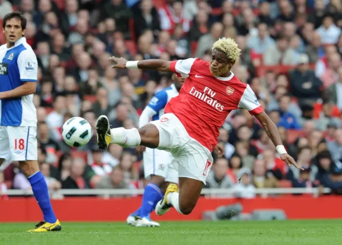 Framed Print : Alex Song (Arsenal). Arsenal 0: 0 Blackburn Rovers. Barclays Premier League