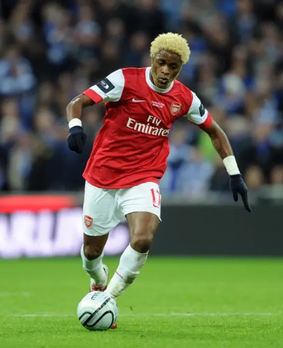 Framed Print : Alex Song (Arsenal). Arsenal 1: 2 Birmingham City. Carling Cup Final. Wembley Stadium