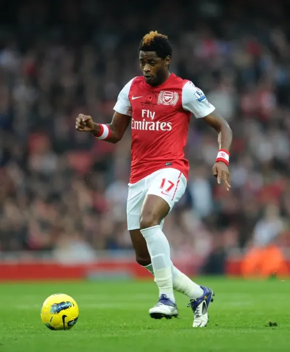 Framed Print : Alex Song (Arsenal). Arsenal 3: 0 West Bromwich Albion. Barclays Premier League Framed Print : Alex Song (Arsenal). Arsenal 3: 0 West Bromwich Albion. Barclays Premier League